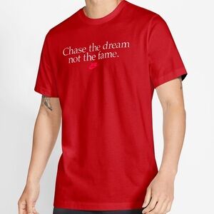 Nike Red ‘Chase the Dream’ Slogan Short Sleeve Cotton T-Shirt Men Size Small